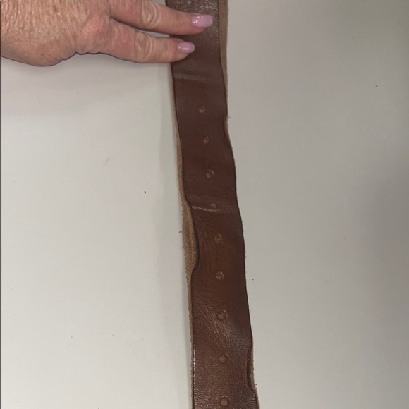 Men's Brown Leather Belt / 47” inch preowned - Picture 7 of 8